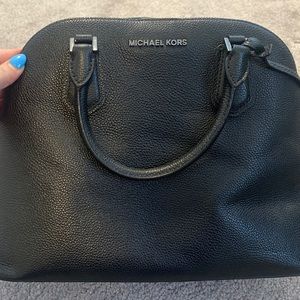 Great condition purse. Barely used.